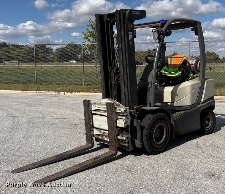 image for item EM6111 2012 Crown C51050-50 forklift