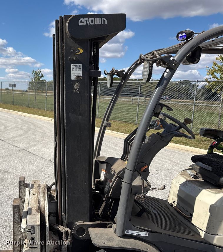 image for item EM6111 2012 Crown C51050-50 forklift