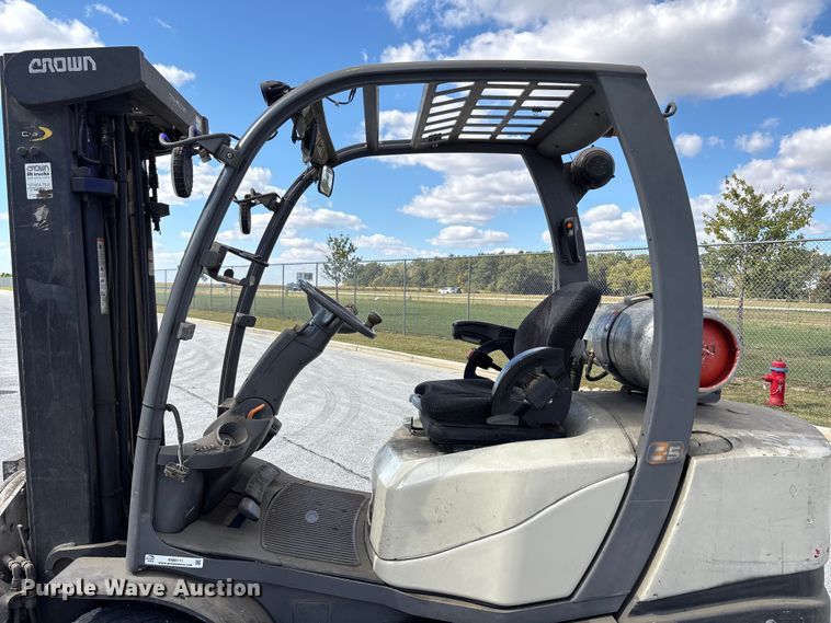 image for item EM6111 2012 Crown C51050-50 forklift