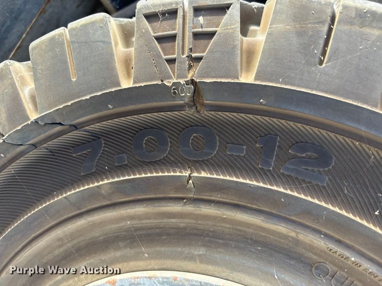 image for item EM6111 2012 Crown C51050-50 forklift