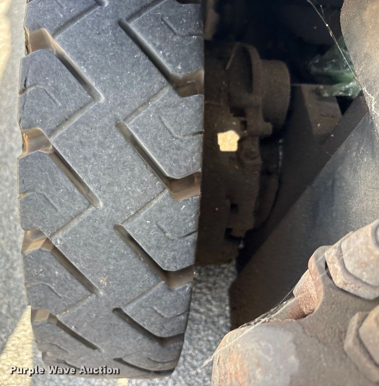 image for item EM6111 2012 Crown C51050-50 forklift