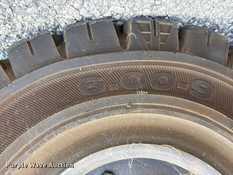 image for item EM6111 2012 Crown C51050-50 forklift