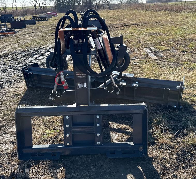 image for item EN0132 2024 LandHonor GM-12-96W skid steer grader