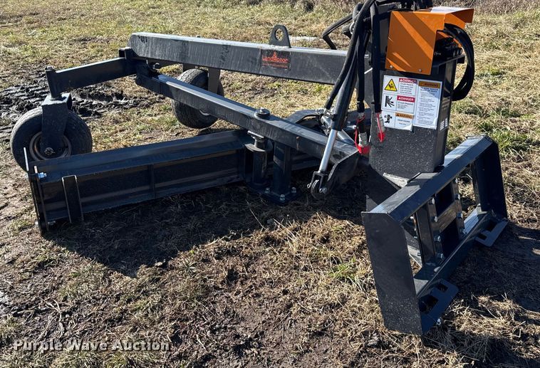 image for item EN0132 2024 LandHonor GM-12-96W skid steer grader