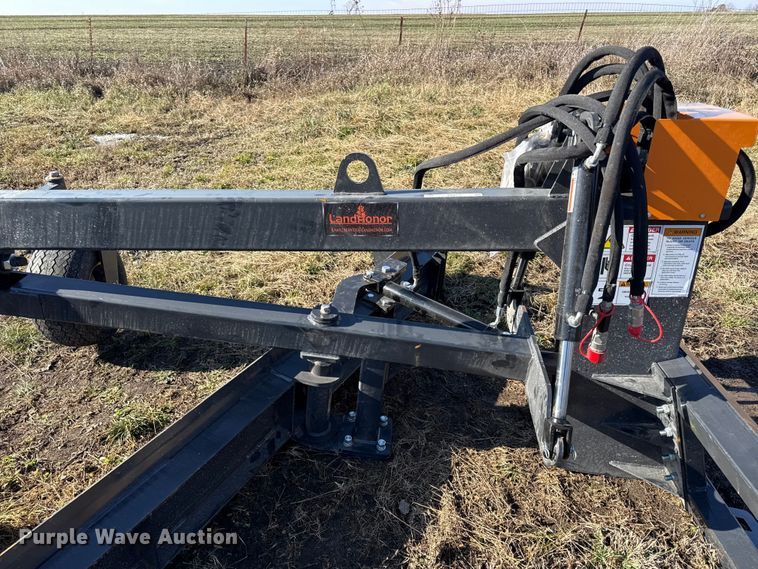 image for item EN0132 2024 LandHonor GM-12-96W skid steer grader