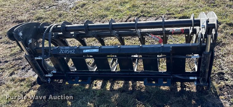 image for item EN0142 2025 Giyi CLG72 skid steer rock grapple bucket