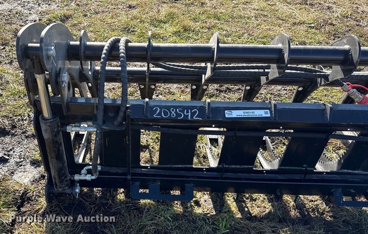 image for item EN0142 2025 Giyi CLG72 skid steer rock grapple bucket