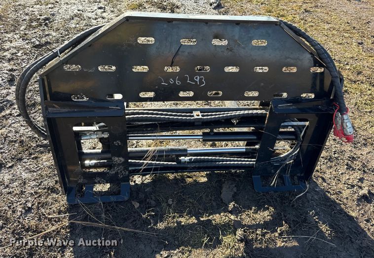 image for item EN0151 2025 Giyi SF60 skid steer forks