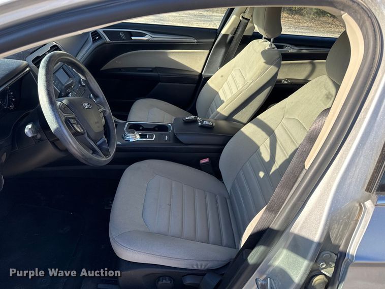 image for item EN0155 2017 Ford Fusion 