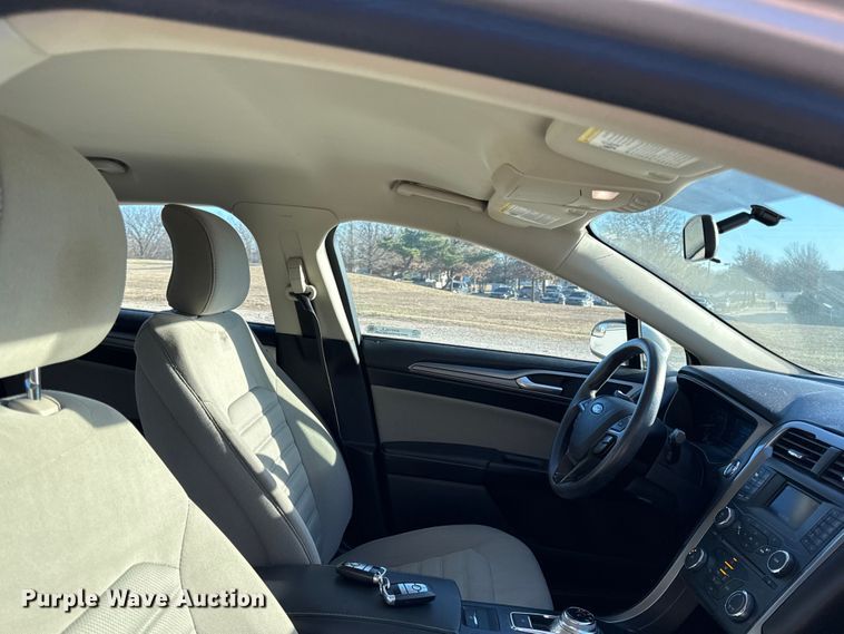 image for item EN0155 2017 Ford Fusion 