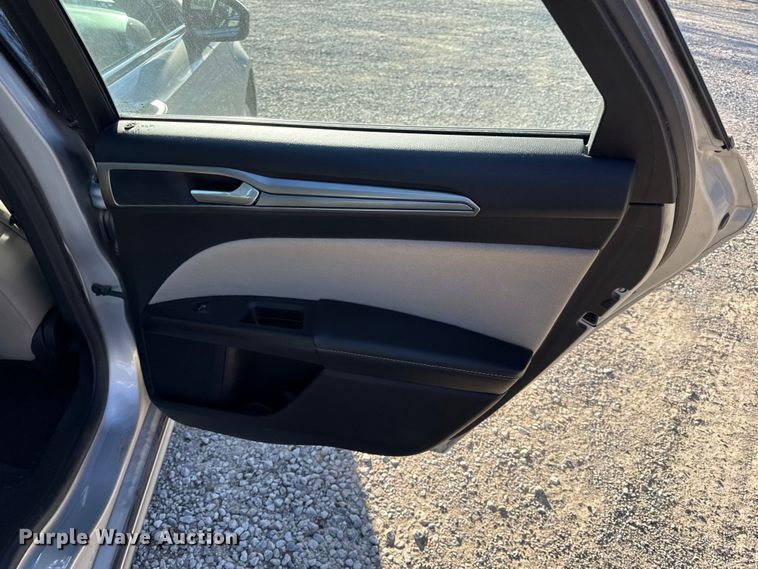 image for item EN0155 2017 Ford Fusion 