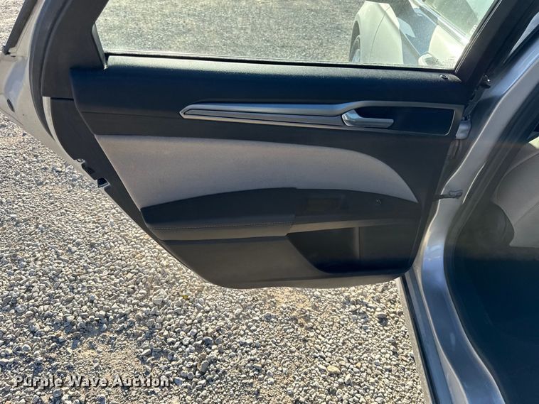 image for item EN0155 2017 Ford Fusion 