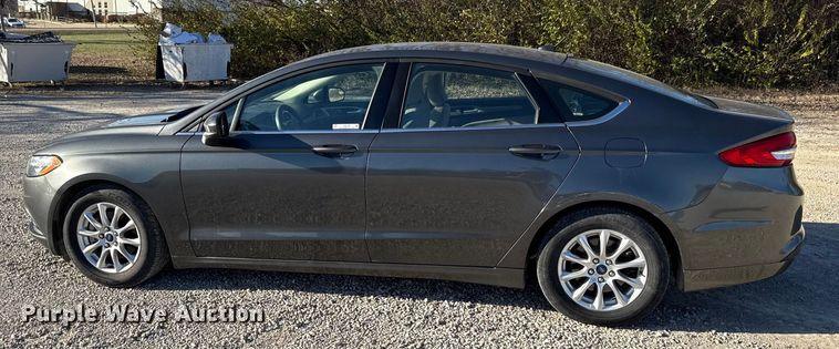 image for item EN0156 2017 Ford Fusion 