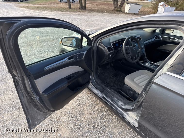 image for item EN0156 2017 Ford Fusion 