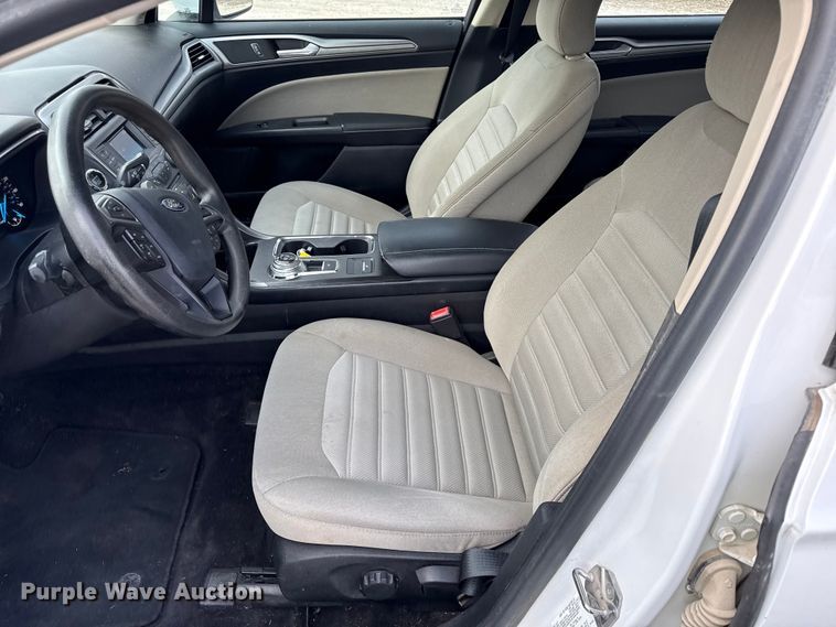 image for item EN0157 2017 Ford Fusion 