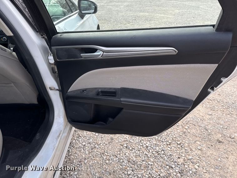 image for item EN0157 2017 Ford Fusion 