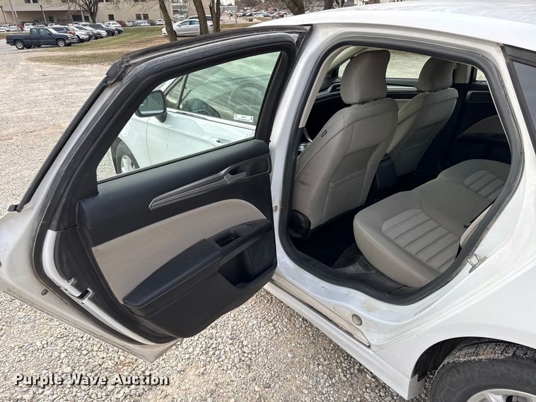 image for item EN0157 2017 Ford Fusion 