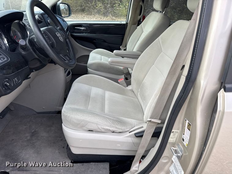 image for item EN0158 2014 Dodge Grand Caravan handicap accessible van