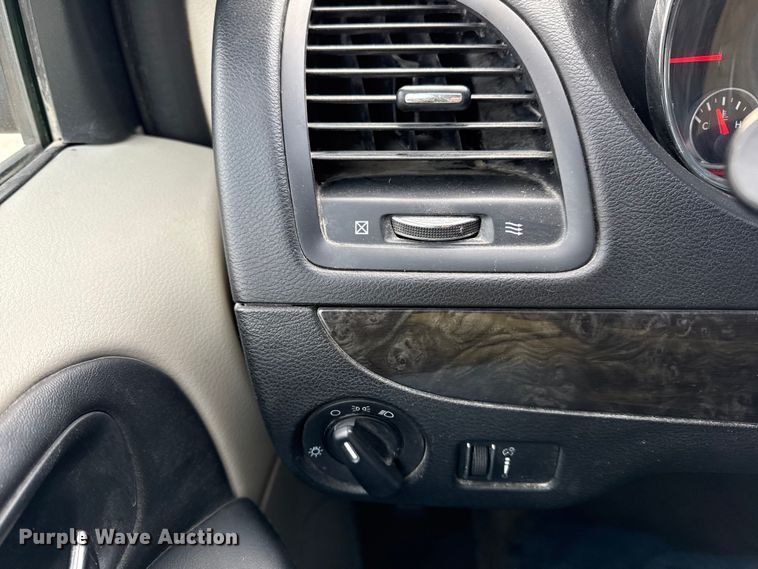 image for item EN0158 2014 Dodge Grand Caravan handicap accessible van