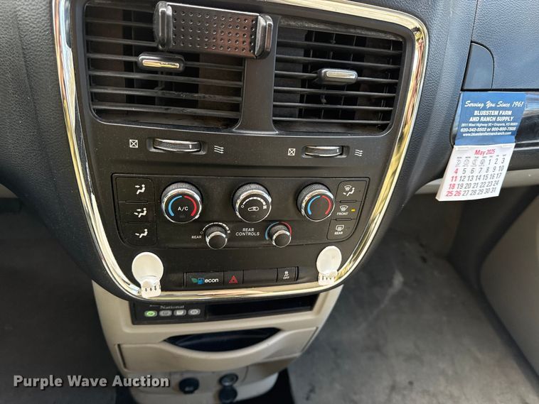 image for item EN0158 2014 Dodge Grand Caravan handicap accessible van