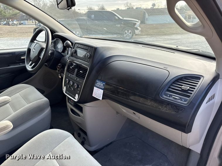 image for item EN0158 2014 Dodge Grand Caravan handicap accessible van