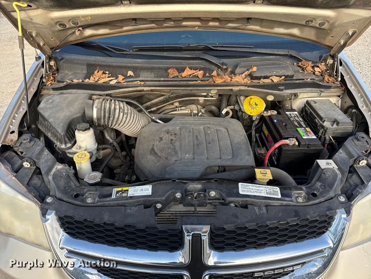 image for item EN0158 2014 Dodge Grand Caravan handicap accessible van