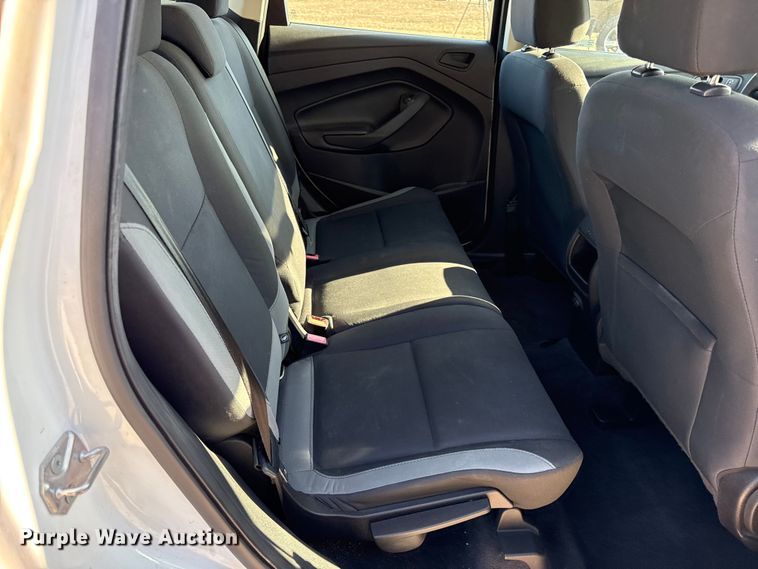 image for item EN0159 2016 Ford Escape SUV