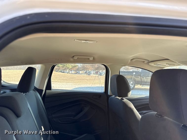 image for item EN0159 2016 Ford Escape SUV