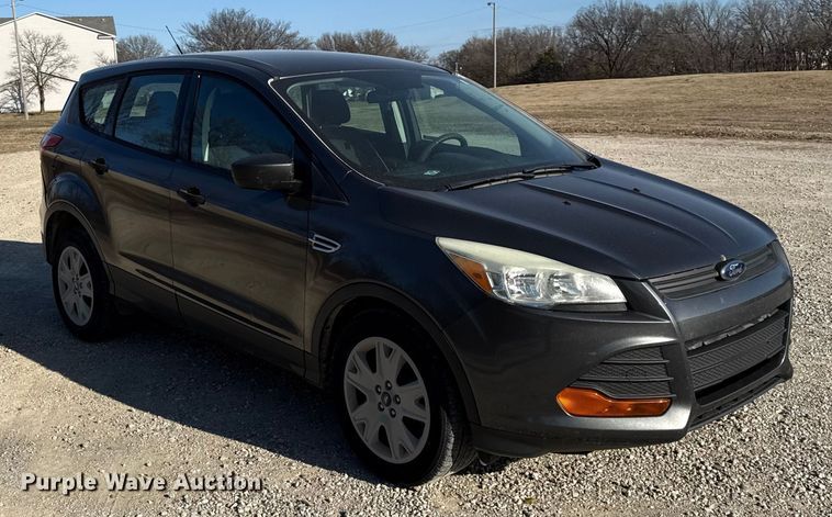 image for item EN0160 2016 Ford Escape SUV