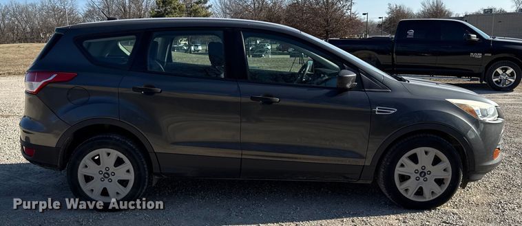 image for item EN0160 2016 Ford Escape SUV