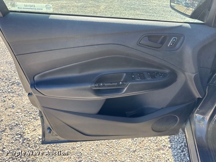 image for item EN0160 2016 Ford Escape SUV