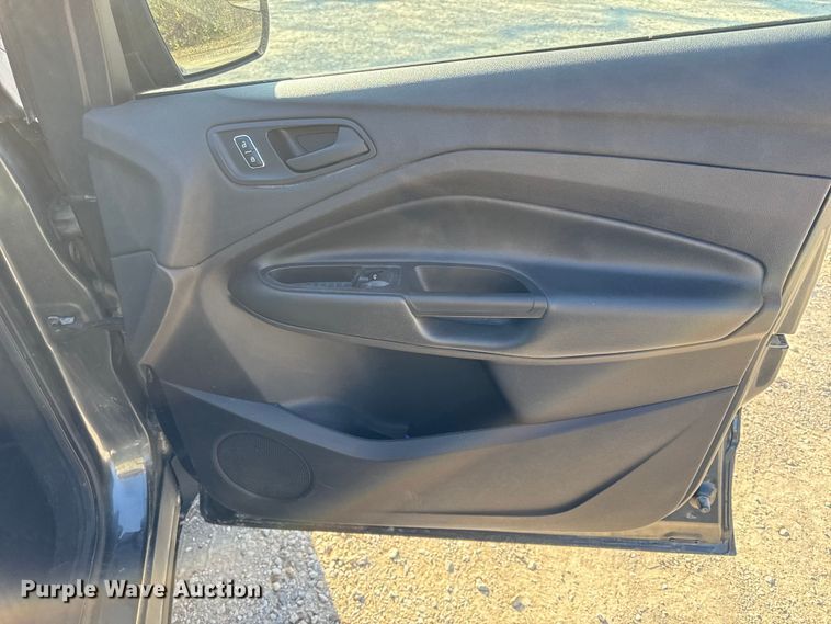 image for item EN0160 2016 Ford Escape SUV