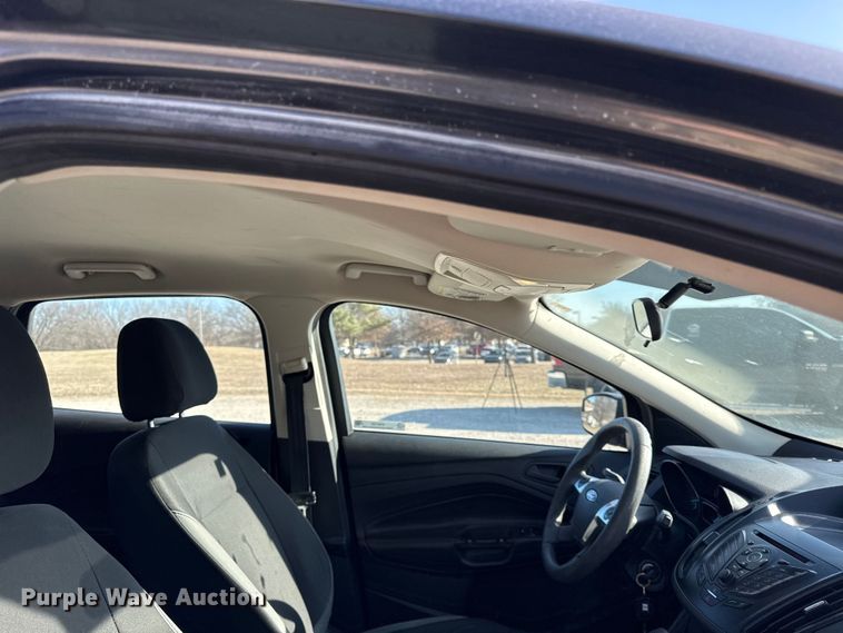 image for item EN0160 2016 Ford Escape SUV