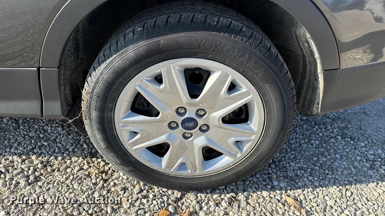 image for item EN0160 2016 Ford Escape SUV