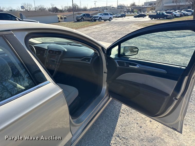 image for item EN0161 2017 Ford Fusion 