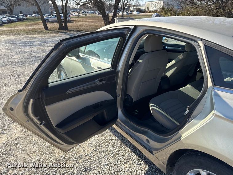 image for item EN0161 2017 Ford Fusion 