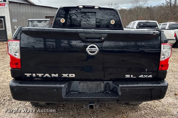 image for item EN0781 2017 Nissan Titan XD Crew Cab pickup truck