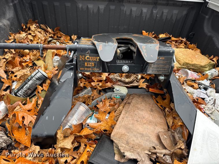 image for item EN0781 2017 Nissan Titan XD Crew Cab pickup truck