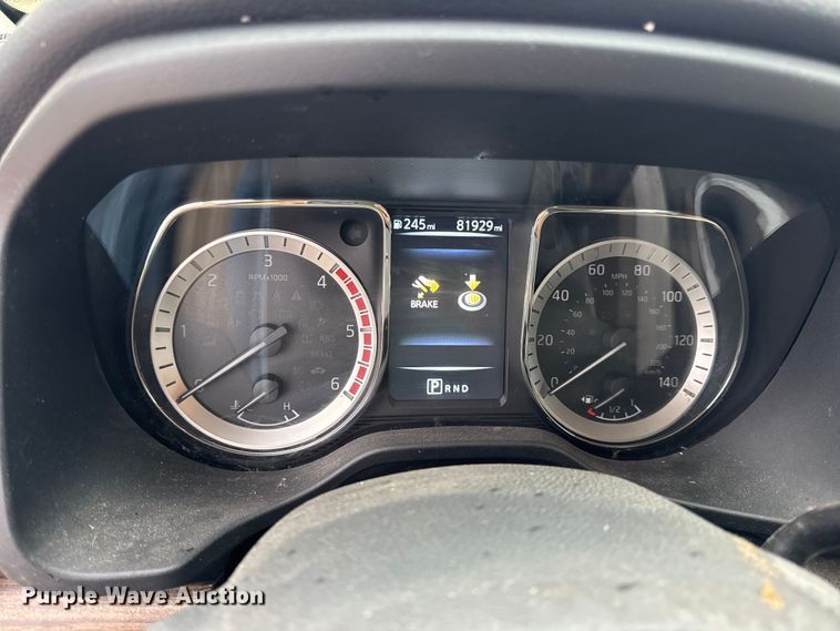 image for item EN0781 2017 Nissan Titan XD Crew Cab pickup truck