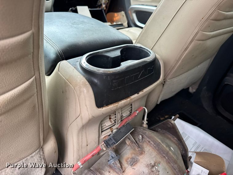 image for item EN0781 2017 Nissan Titan XD Crew Cab pickup truck