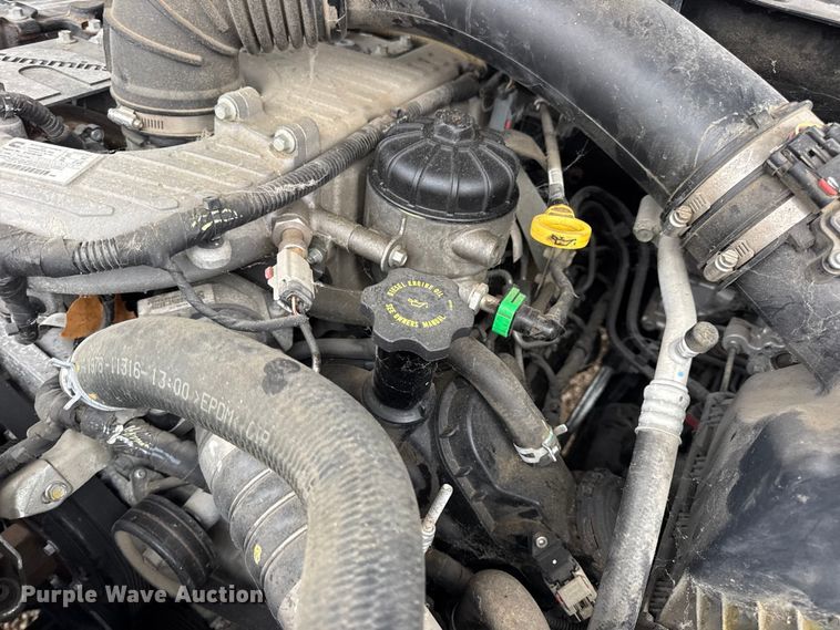 image for item EN0781 2017 Nissan Titan XD Crew Cab pickup truck