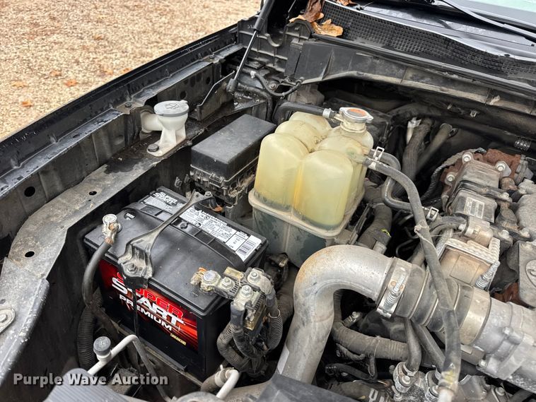 image for item EN0781 2017 Nissan Titan XD Crew Cab pickup truck