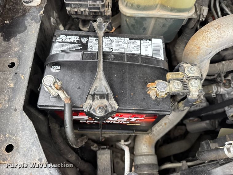 image for item EN0781 2017 Nissan Titan XD Crew Cab pickup truck