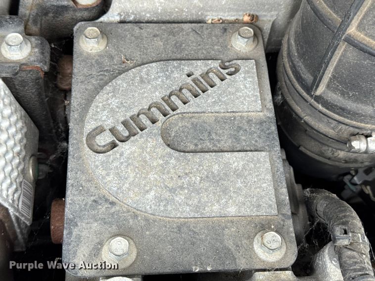 image for item EN0781 2017 Nissan Titan XD Crew Cab pickup truck