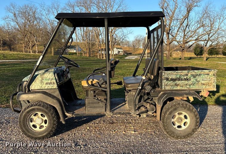 image for item EN5913 2007 Kawasaki Mule 3010 utility vehicle