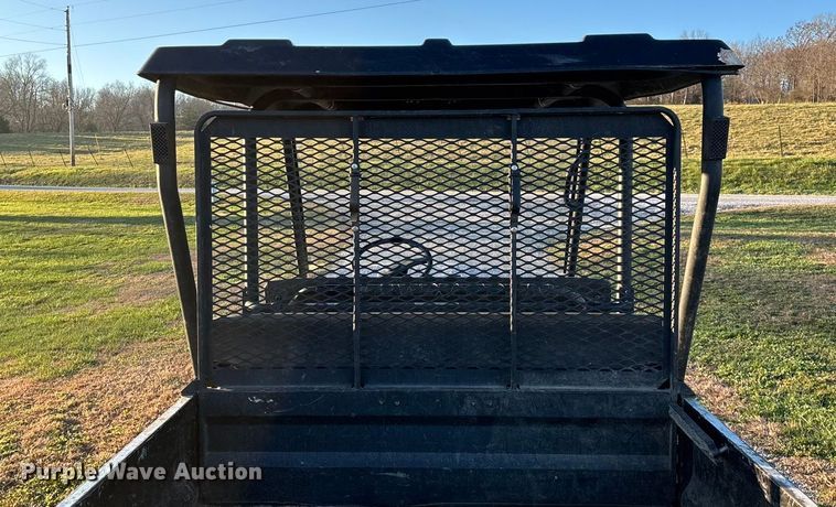 image for item EN5913 2007 Kawasaki Mule 3010 utility vehicle