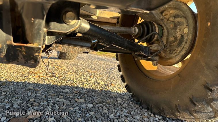 image for item EN5913 2007 Kawasaki Mule 3010 utility vehicle