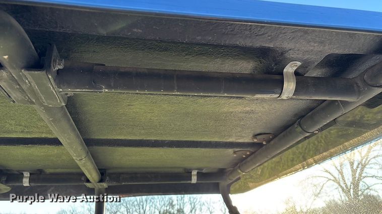 image for item EN5913 2007 Kawasaki Mule 3010 utility vehicle