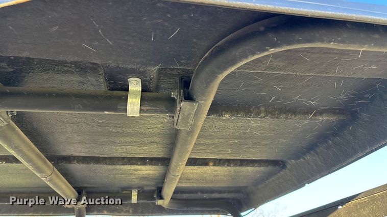 image for item EN5913 2007 Kawasaki Mule 3010 utility vehicle