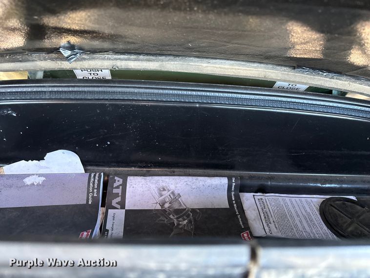 image for item EN5913 2007 Kawasaki Mule 3010 utility vehicle